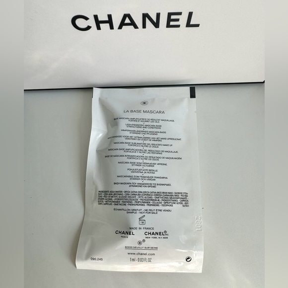 2/$20 MixMatch CHANEL La Base Mascara - Picture 2 of 2